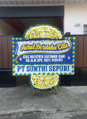 Papan Bunga Duka di Medan Johor