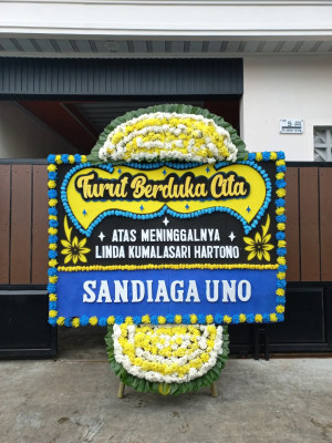 Papan Bunga Duka di Medan Johor